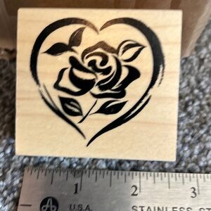 HEART ROSE FLOWER RUBBER STAMP GREAT IMPRESSIONS F223